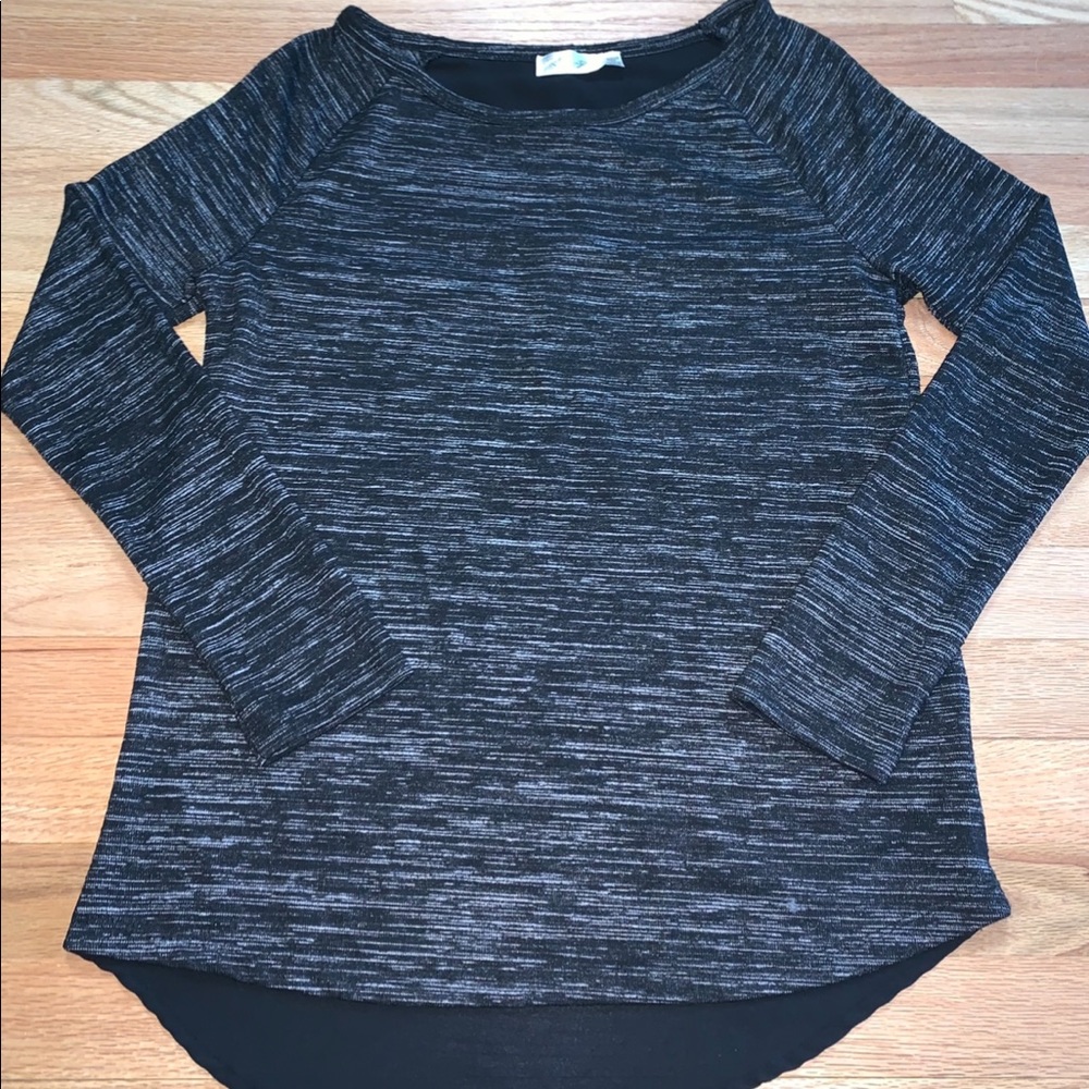 Space dye mixed media top